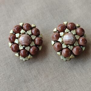 Vintage Beaded Cluster Clip-On‎ Earrings Gold Tone and Brown